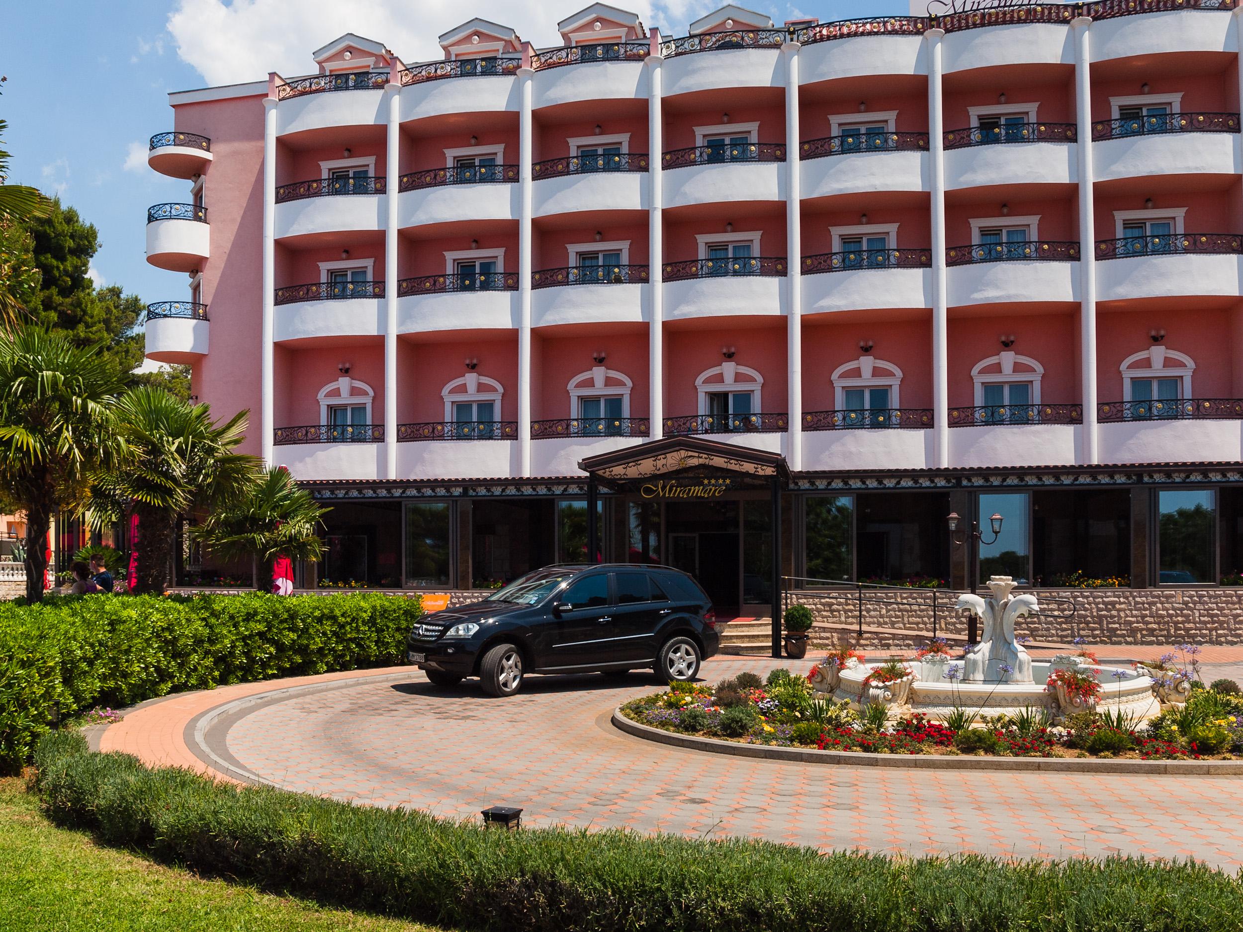 Hotel Miramare 보디체 외부 사진