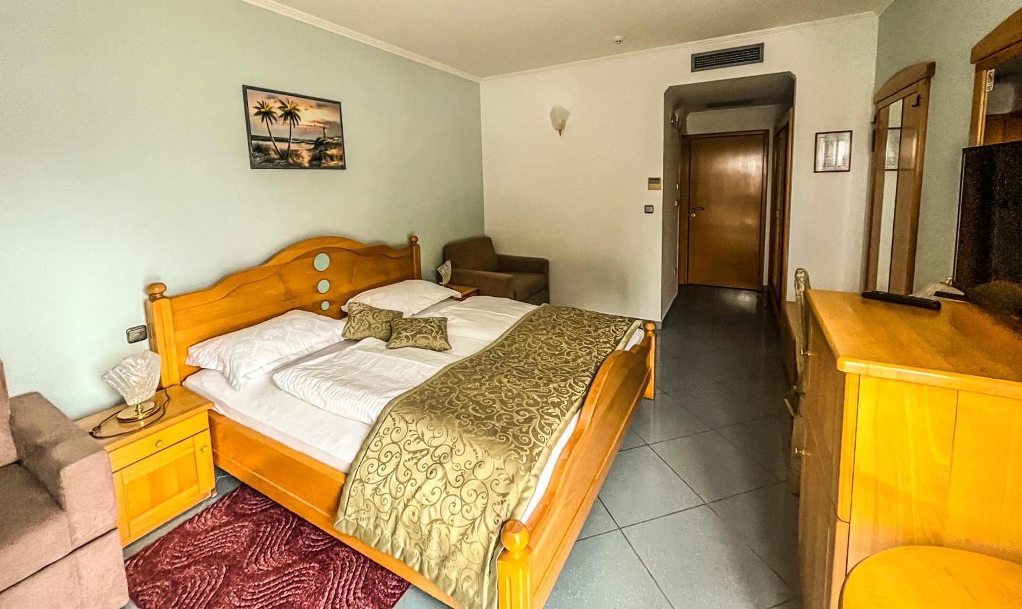 Hotel Miramare 보디체 외부 사진