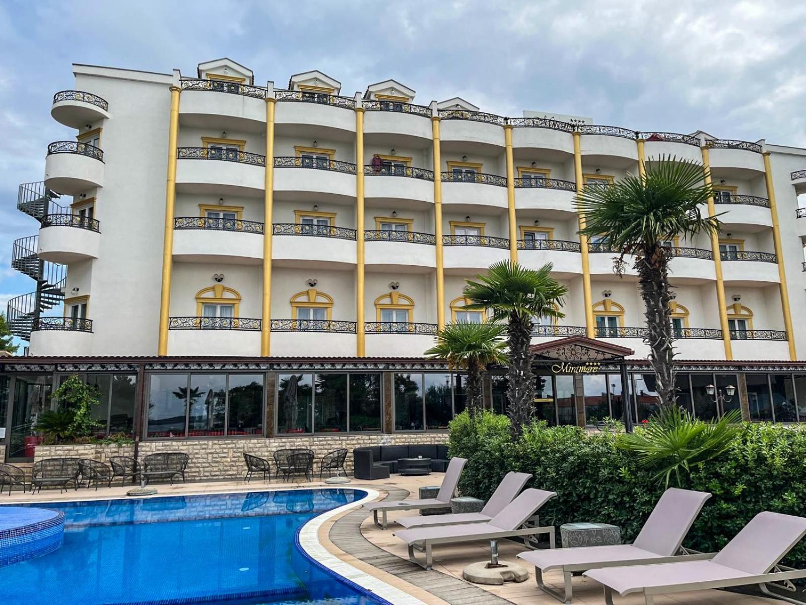 Hotel Miramare 보디체 외부 사진