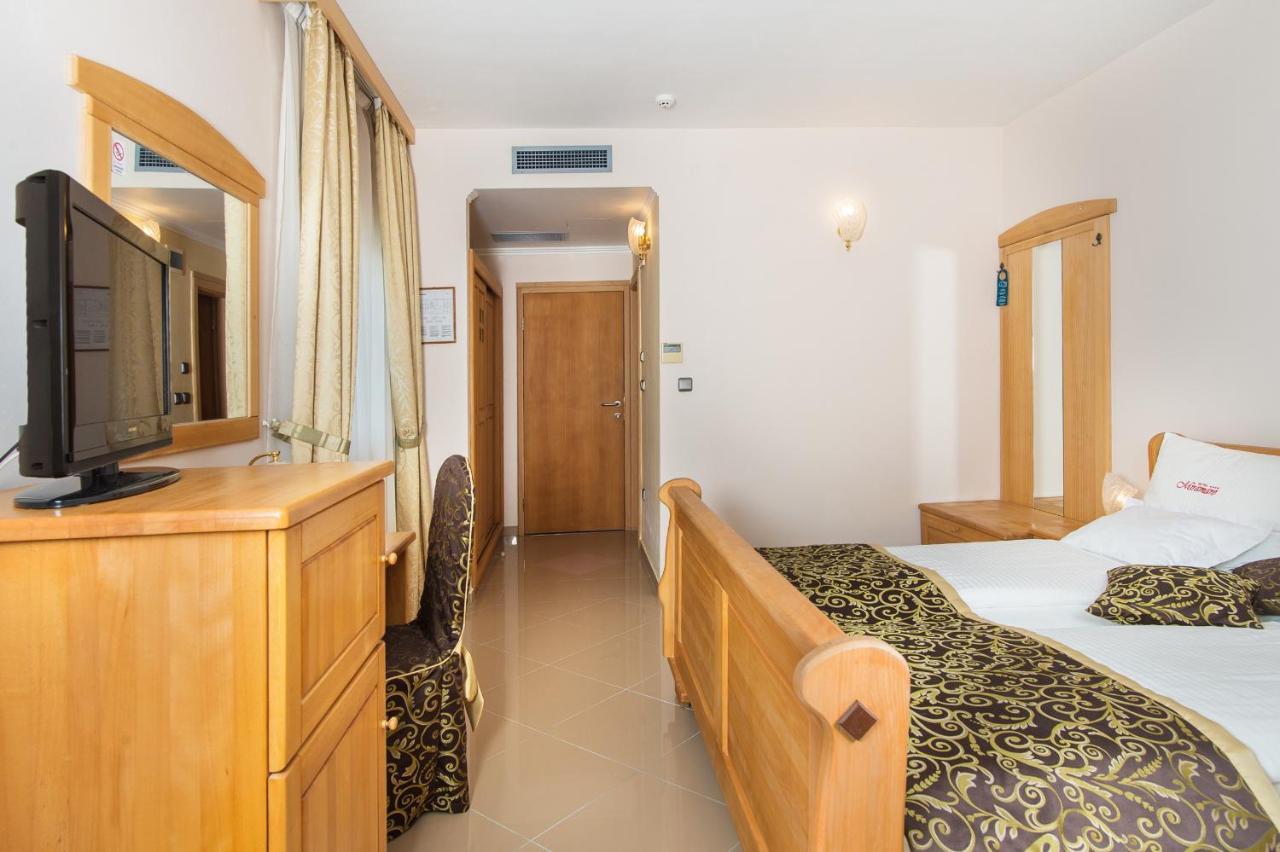 Hotel Miramare 보디체 외부 사진